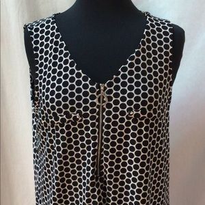 Lily Morgan Polka dots sleeveless top size Large